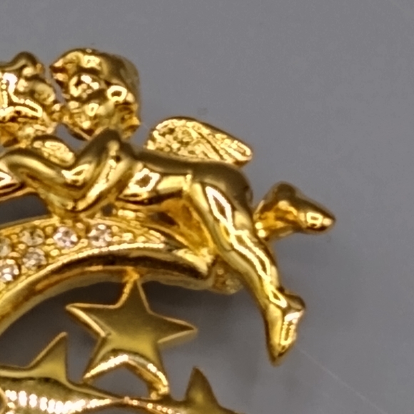 Cherub Crescent Moon Angel Brooch with Rhinestone Stars Valentine's Gift Vintage - Picture 3 of 15